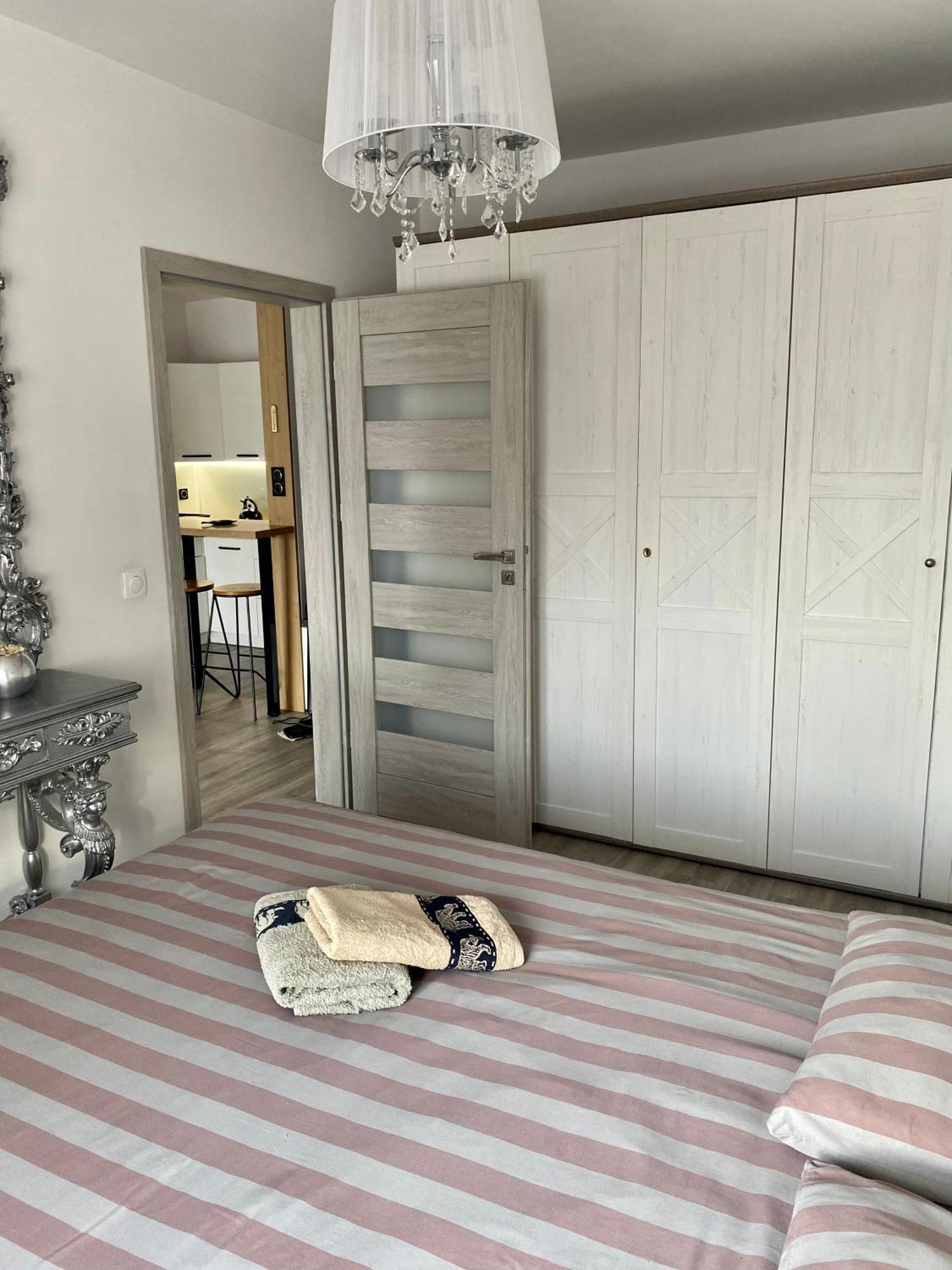 Apartament Na Skrzypka Cieszyn  Esterno foto